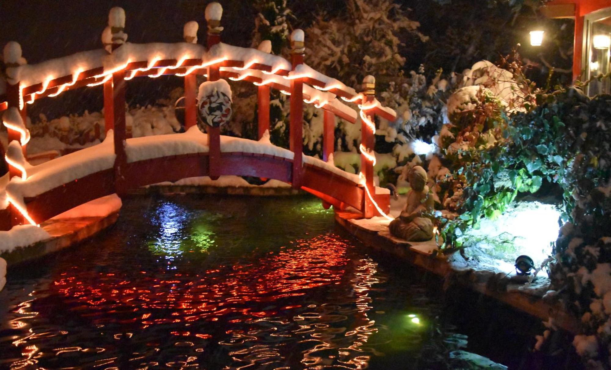 Gite Au Printemps Japonais, Petit Train De La Mure, Parc Des Ecrins Pierre-Chatel Exterior foto